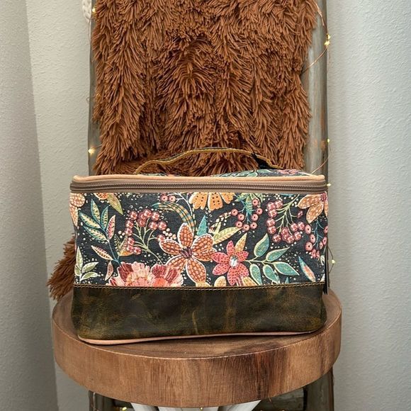 Myra Bag Handbags - Myra Bag Boulangerie Floral Make-Up Bag